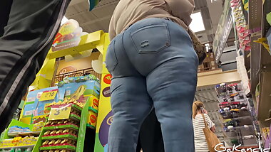 Insane Ass On Bbw Milf