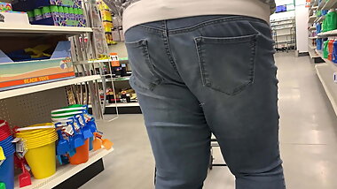 Black bbw in jeans stop and go deep wedgie big tit