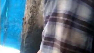 Aunt Ika Take a Bath in the Village Bathroom - So clear WoW