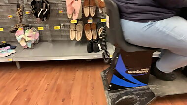 Black granny ssbbw gets her booty groped on a mobility scooter