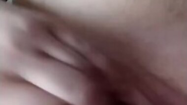 Playing with my pussy