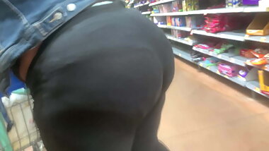 ENORMOUS FUNKY ASS SSBBW GILF GODDESS (preview)