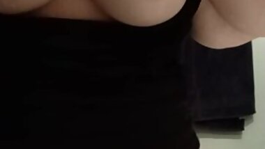 Super Fat Virgin Shaking Huge Tits in Bathroom