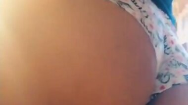 Showing Off cute round ass on Snapchat