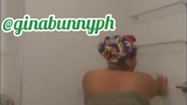 SEXY BBW TWERKS IN HER THONG ( KNEES GOOD DENNA MF)