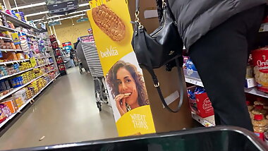 Two white bbw grannies sexy big booties