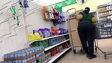 Black granny asstounding nutrageous big booty