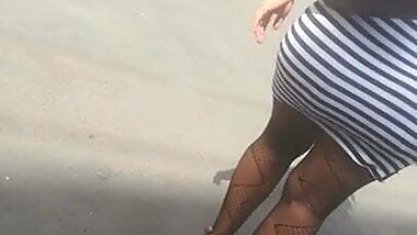 Siguiendo madura culona