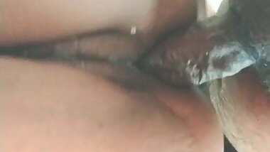 Desi bhabi’s close-up pussy fuck