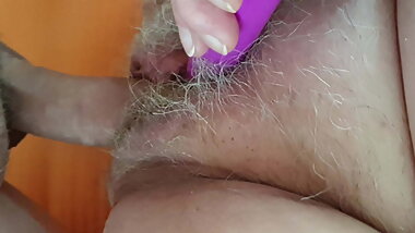 Meine nasse Vibratorfotze wird gefickt