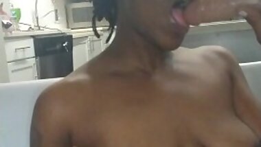 Slows Deepthroating smoke and stroke