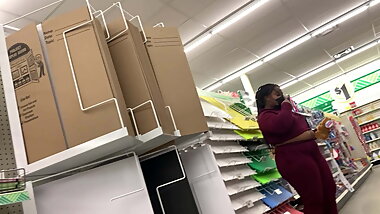 Black bbw bending vpl sexy nut belly out