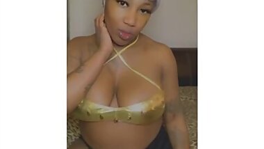 Tionna Tease vs the Toosie Pop