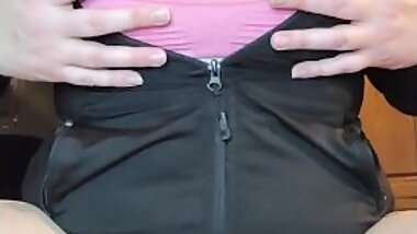 Do you want to play with my chubby pussy