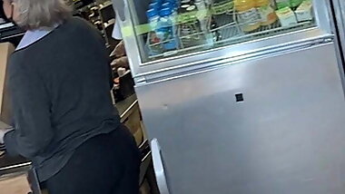 McDonalds sexy bbw Mexican mommies big booties