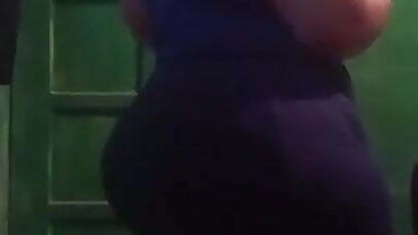 Karla madura mega culona