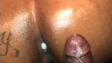 BUSTED A NUT BETWEEN HER PHAT ASS CHEEKS