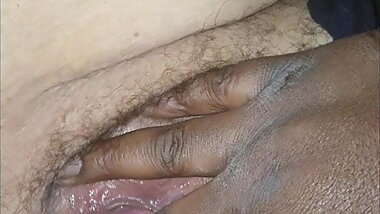 Hairy wet bbq paws pussy