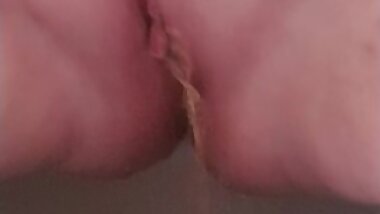 Big fat girl pissing in the toilet