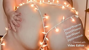 Smacking ass with string lights