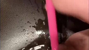 Squirting creamy pussy