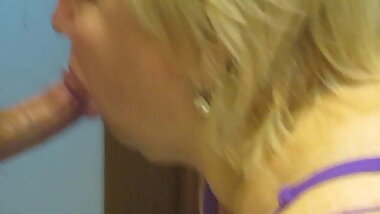 I finished off a mature mother-in-law with a mouthful of cum
