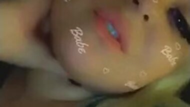 Come play with me. Worship me.