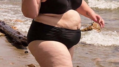 Bbw curvy sexy leg dancing beautiful woman panty blue dress