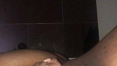 Fat Black Pussy Cumming
