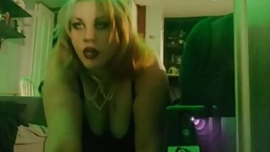 Dancing 2 my favorite song 🖤