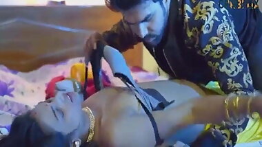 Desi hot bhabhi ne paise dekar apni gand marbayi hindi audio