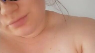 Come see more on my onlyfans. Link in bio