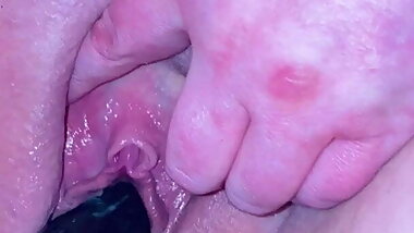 Closeup anal & pussy dildo fucking (+ squirt)
