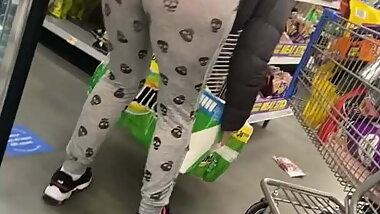 Milf in noodle aisle