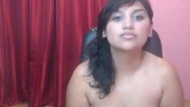 Horny Chubby girl playing with her Pussy