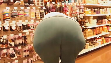 Fat ass granny bending over