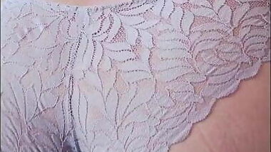 BBW MILF ass with panties and toes