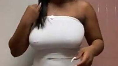 Ebony in White Spandex – Cameltoe and Tits