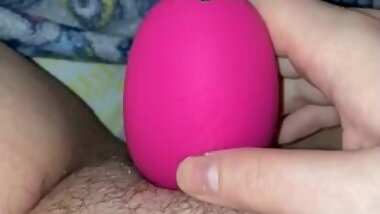 Squirting BBW With Hairy Pussy