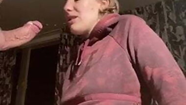 Milf sucking fat cock