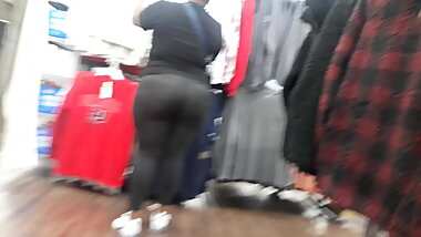 Beautiful big black ass.