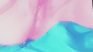 I’m back, I miss squirting :(