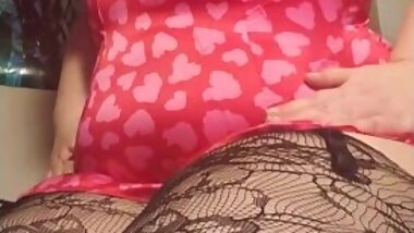 Happy Happy Valentine's day! Anal training part 1