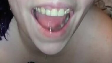 Goth Submissive Squirt Play