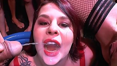 Pissy encounter for two chubby sluts