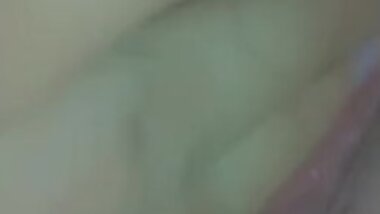 Lil Babi Kiwi's Wet Pussy Tease