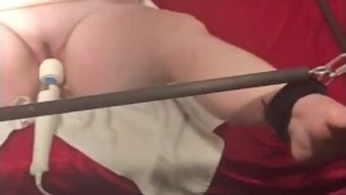 Magic wand on fat pussy