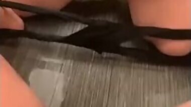 Amateur Pussy licking