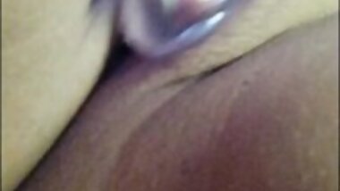 DILDO ON MY SHAVED PUSSY WITH VIBRATOR INSIDE ME Pinay_BBW