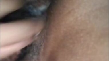 Redbone bbw solo SESSION fucking herself until she creams and squirts